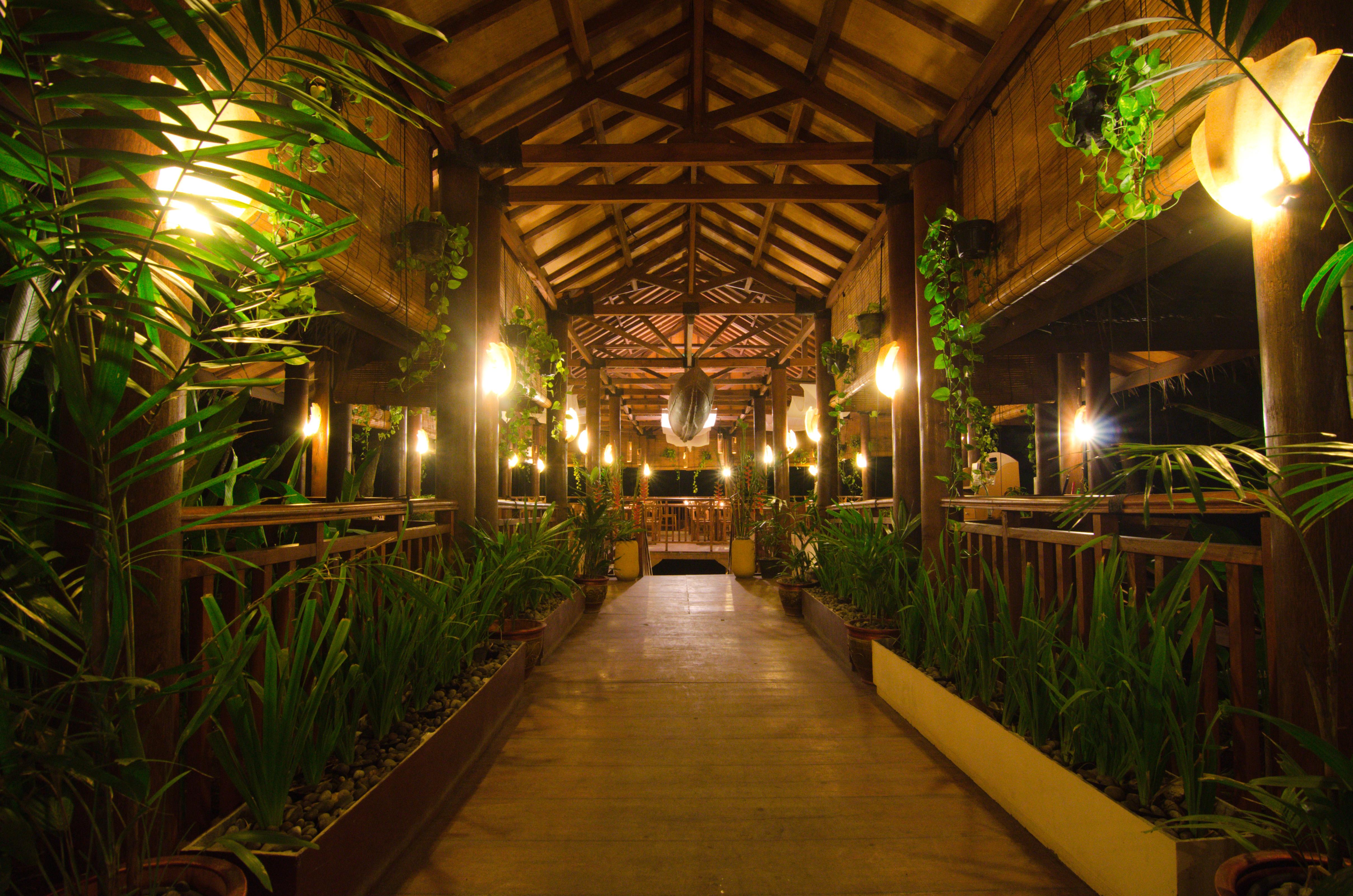 Hawaii Resort Family Suites Anyer Ngoại thất bức ảnh