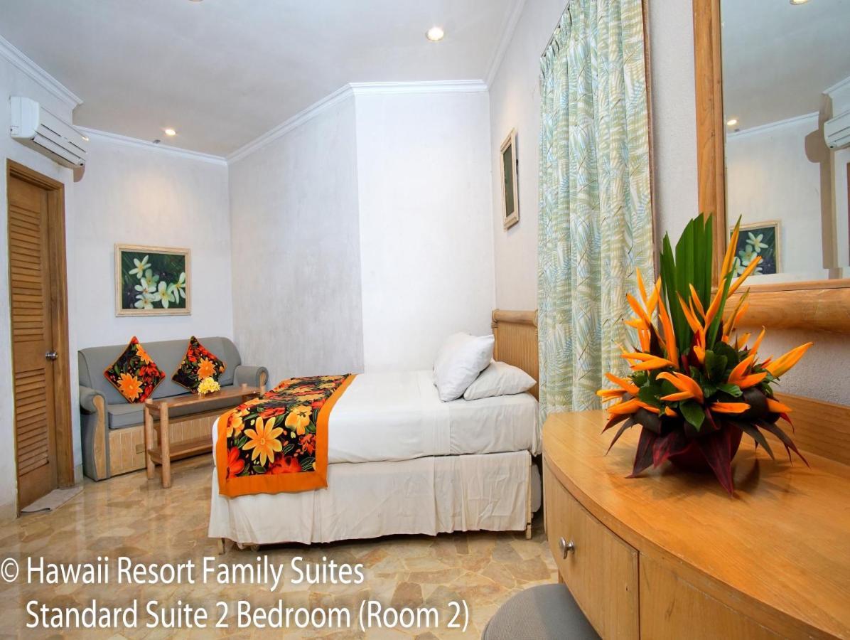Hawaii Resort Family Suites Anyer Ngoại thất bức ảnh